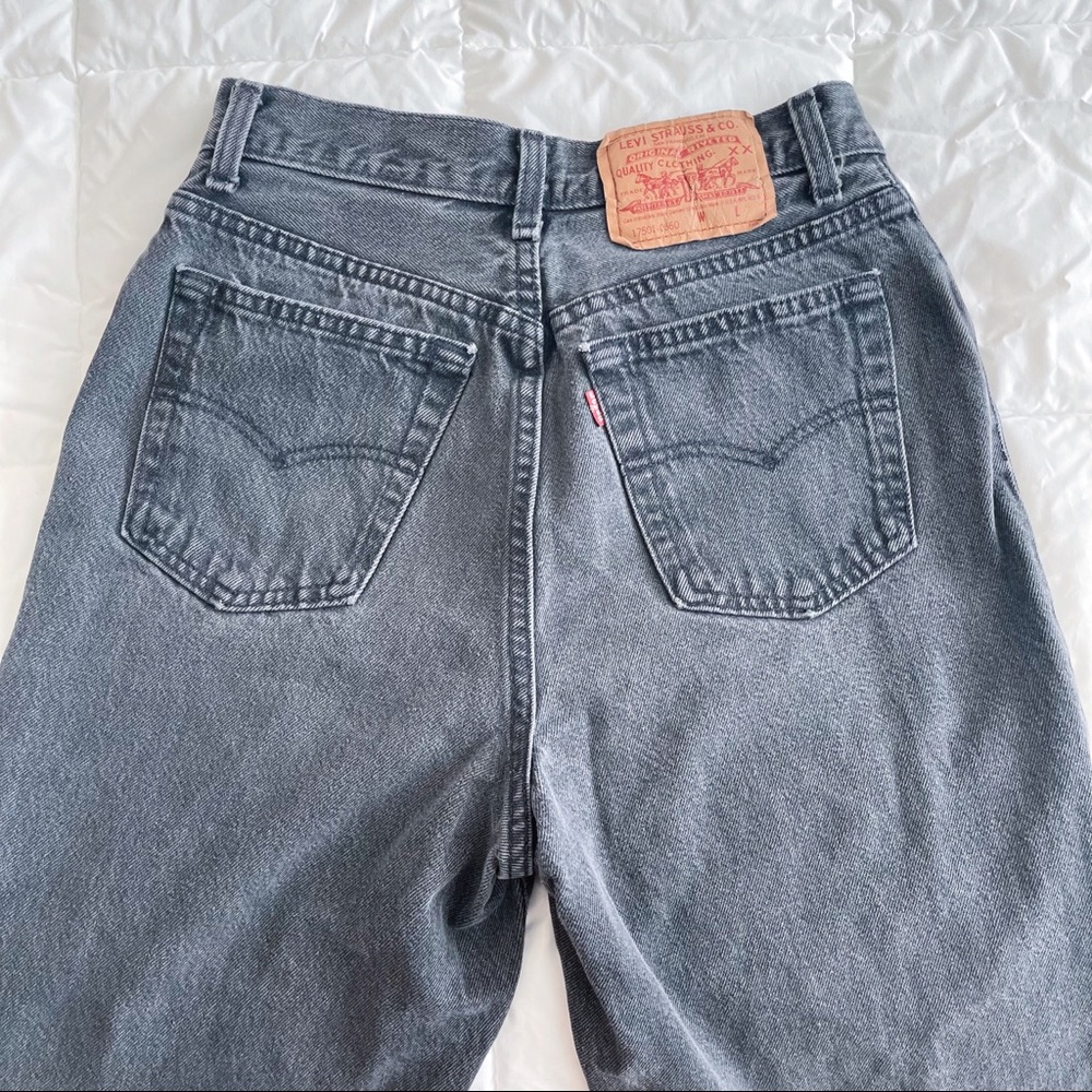 Vintage Levi's 501 Tapered Leg High Waist Jeans - Picture 6 of 10